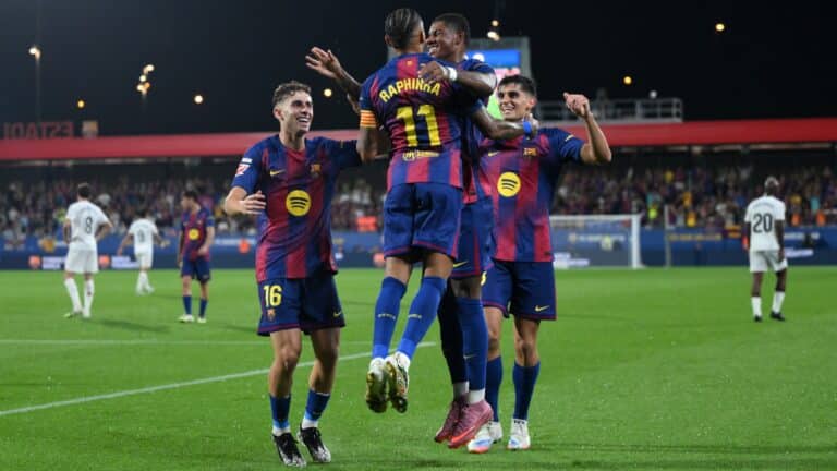 Los jugadores del Barça celebran un gol.