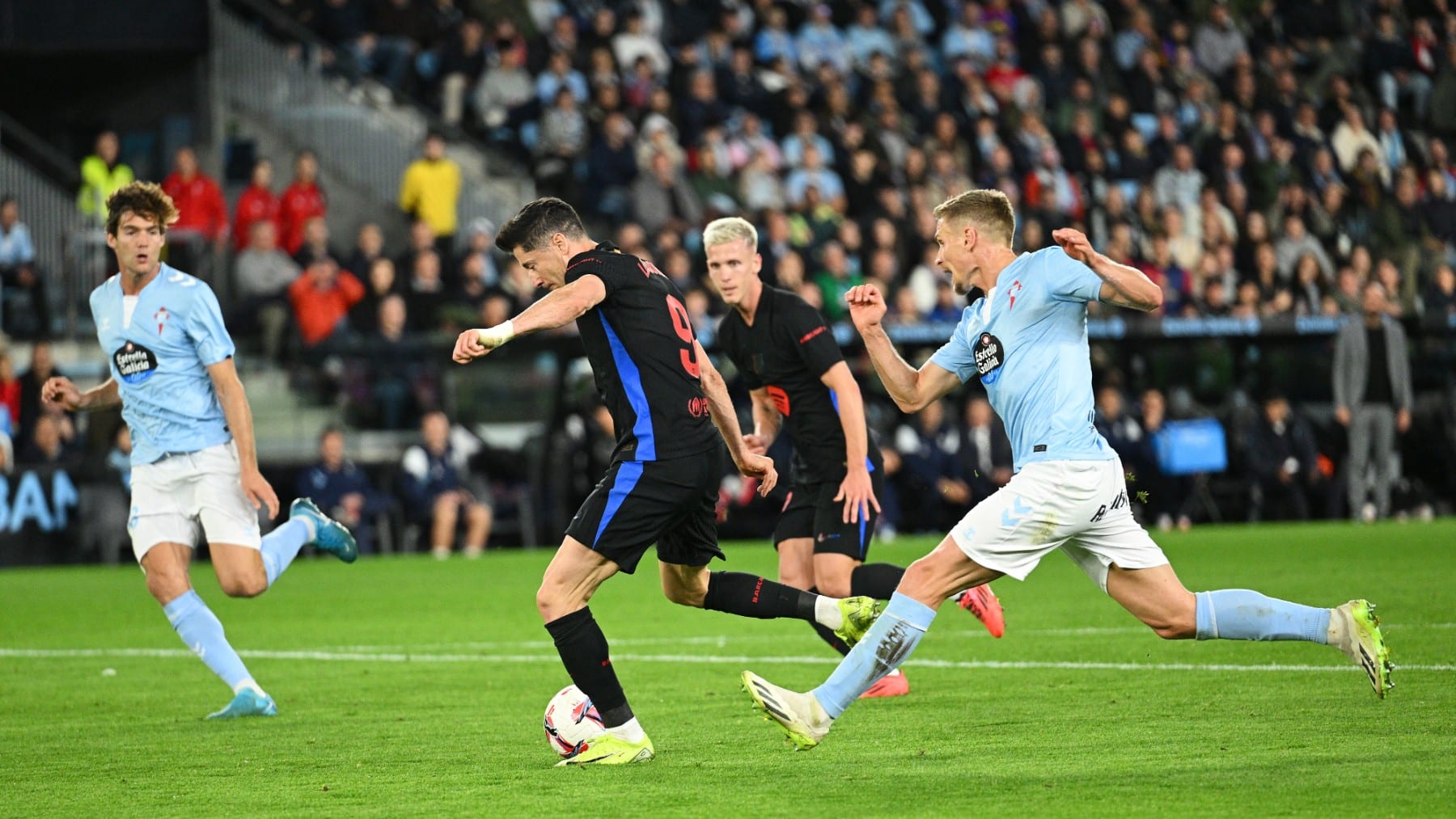 Imagen del Celta-Barcelona del curso pasado en Balaídos.