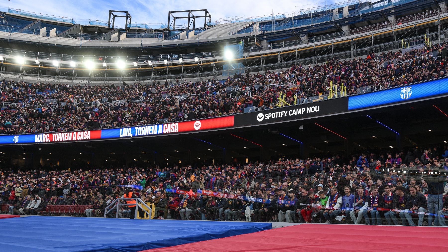 El Camp Nou, durante un partido del Barcelona.