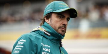 Fernando Alonso Aston Martin AMR25 altura