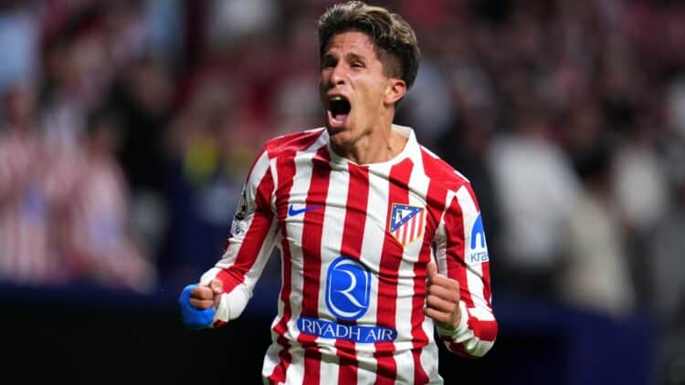 Giuliano Simeone celebra un gol.