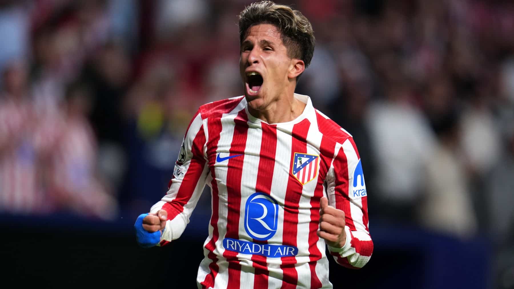 Giuliano Simeone celebra un gol.