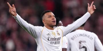 Mbappé Real Madrid Athletic Club San Mamés Catedral