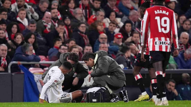 Trent Alexander Anrold Xabi alonso lateral derecho real madrid athletic