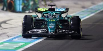 Aston Martin AMR26 presentación