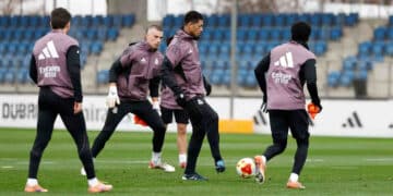 Entrenamiento Real Madrid Talavera de la Reina Mbappé Valverde