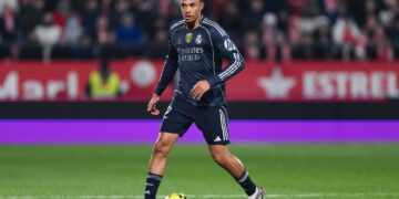 Real Madrid banda derecha