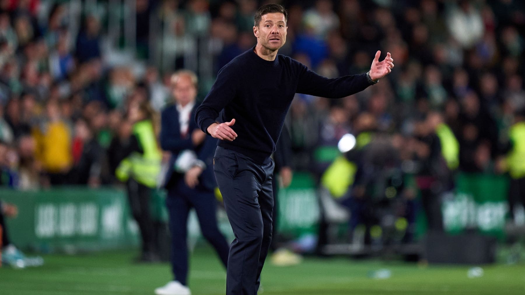 Xabi Alonso Real Madrid Noviembre