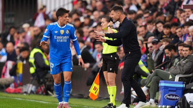 Xabi Alonso jugadores mejorado