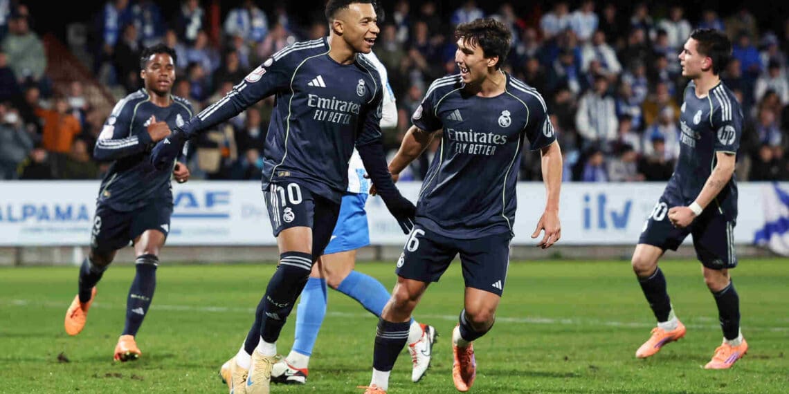 Real Madrid Talavera Mbappé Cristiano Ronaldo