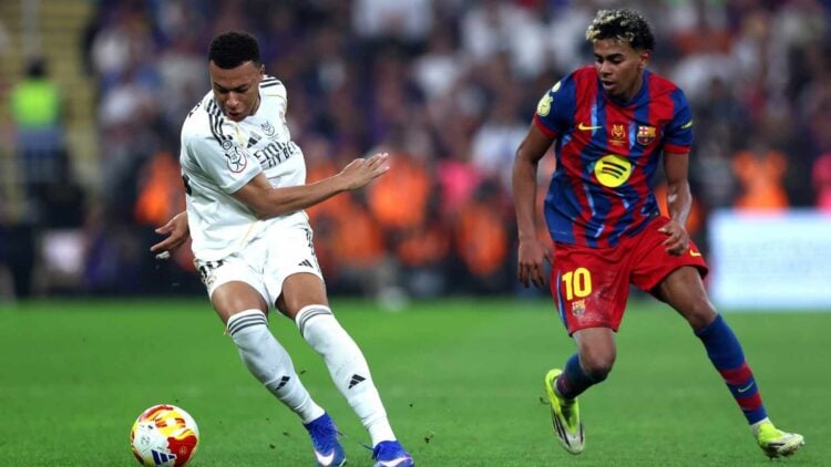 Yasser Bakhsh/Getty Images