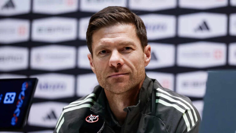 Xabi Alonso rueda de prensa real madrid barcelona supercopa españa