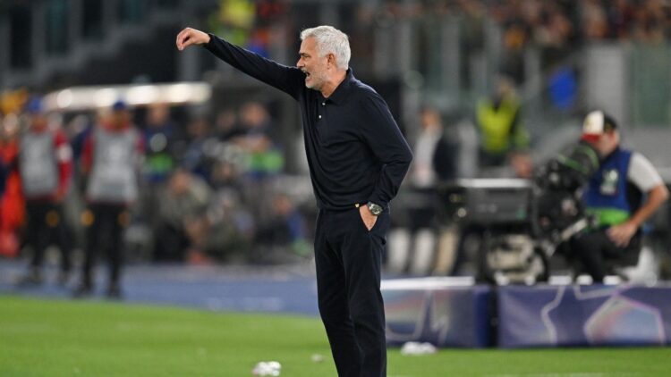 Mourinho ensayo Clásico